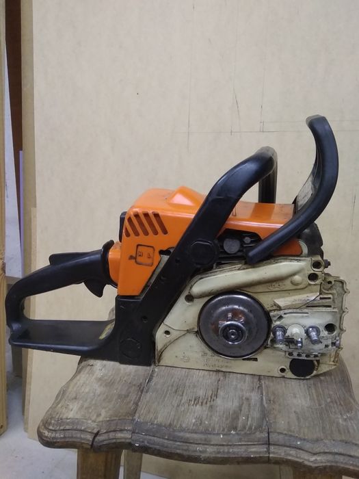 Пила штиль 180.      .