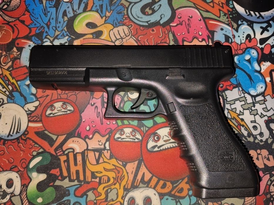 Glock 19 airsoft co2