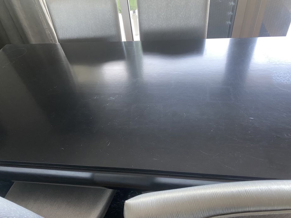 Mesa de jantar da Colonial