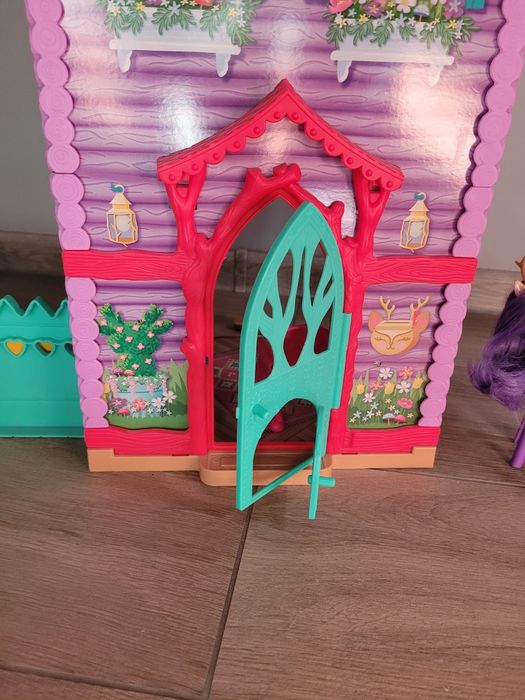 Domek Enchantimals lalka zwierzatko