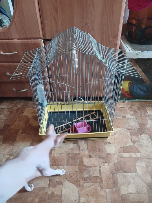 Продам клетку для птиц