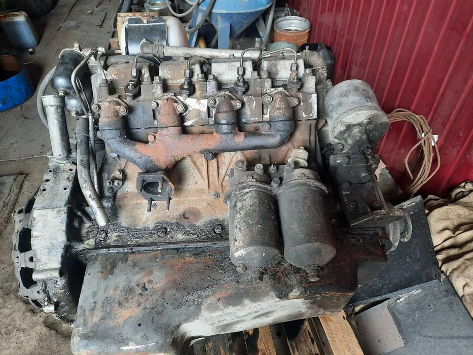 Двигун на КамАЗ в зборі