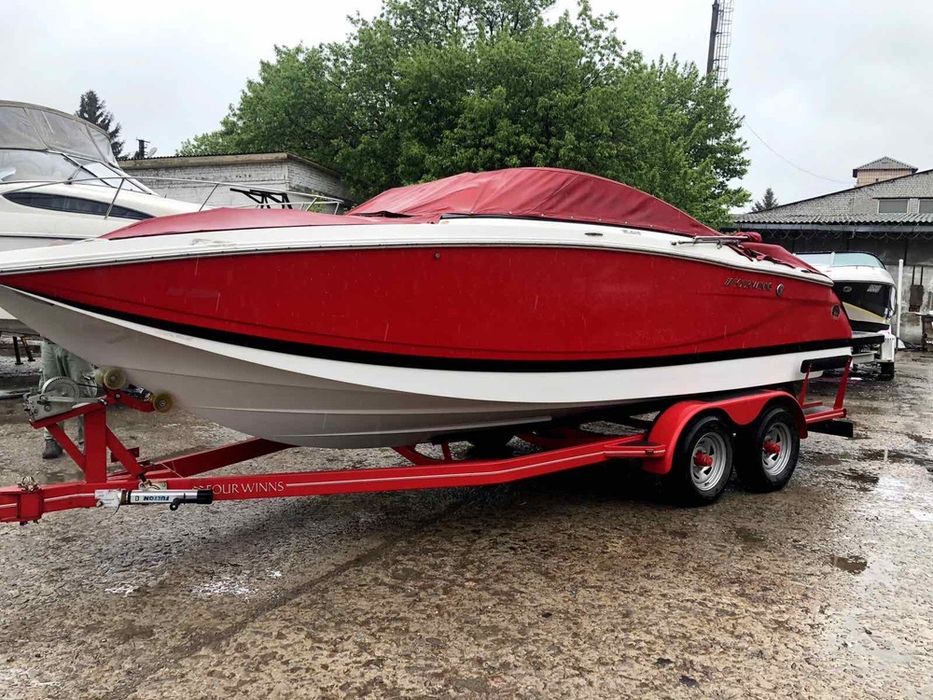 Продам катер Four Winns SL 242