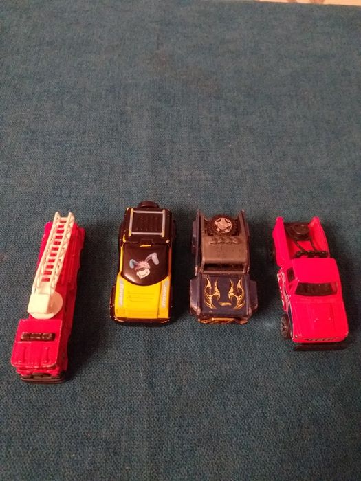 Машинки,дитячі іграшки . Ціна за все.