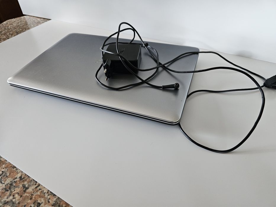 Portátil ASUS F541U para Peças / Reparação