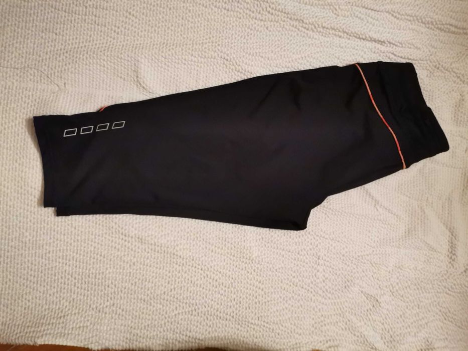 Corsários de desporto de mulher