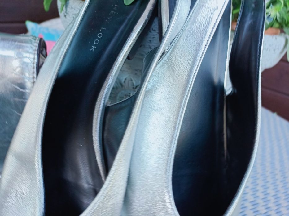 Srebrny komplet sandałki torebka