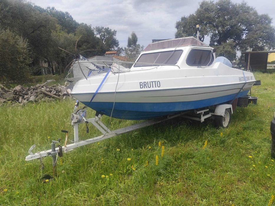 Barco para 6 pessoas