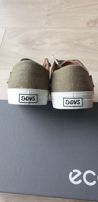 Trampki r.36 khaki stan idealny