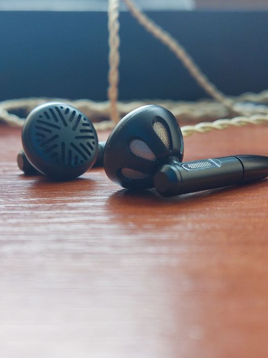 Наушники FIIO FF5
