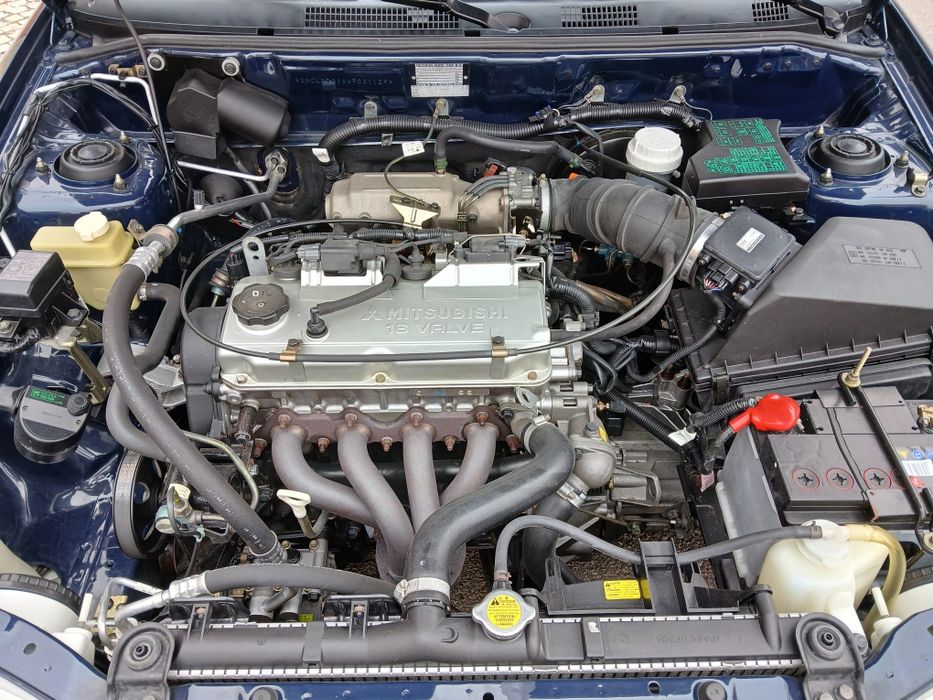Mitsubishi Carisma
