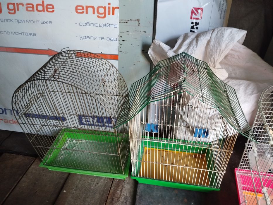 Продам клетки для птиц