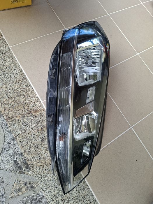 Farol direito golf 7