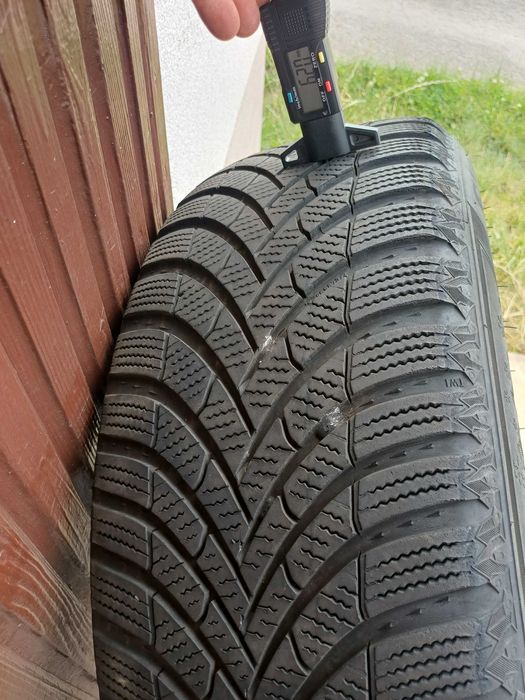 Koła zimowe 5x112 17 7J ET38 Semperit 215/55 R17  DEZENT Audi Volkswagen Skoda Seat