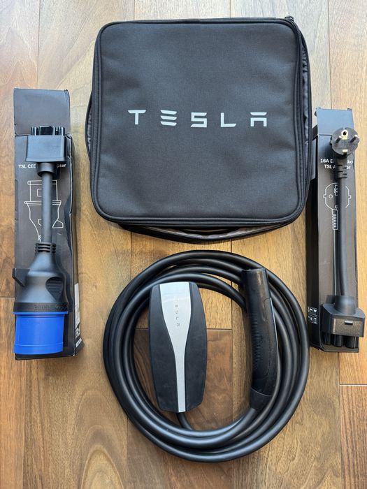 Оригінальна зарядка Tesla Mobile Connector Gen2 32A USA