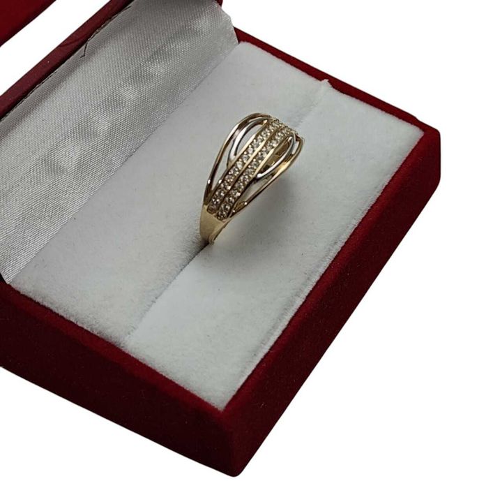 Piękny Złoty Pierścionek 2,85 G / 585 / R 26