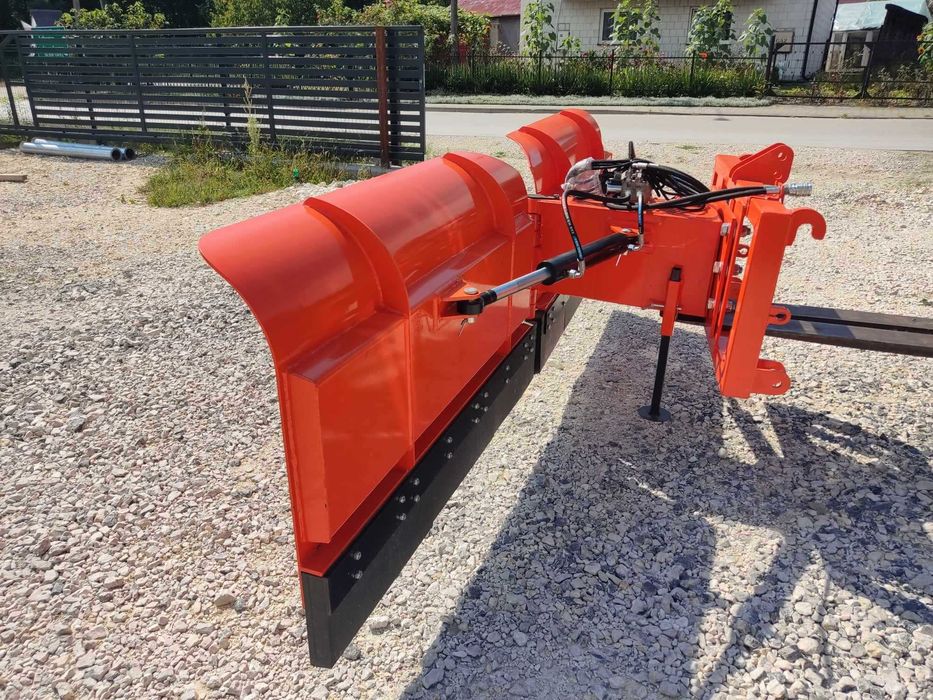 Nowy masywny pług do śniegu strzałka składany 2,6/3,0m DOSTAWA