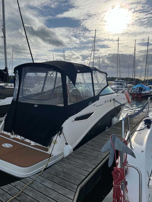 Jacht motorowy Sea Ray 265  2015 r.