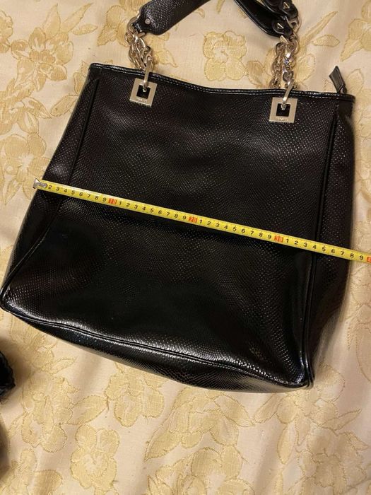 чорна лакована сумка Versace, торг