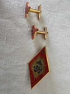 Alfinete e botões de punho da 4ª Brigada de Cavalaria Italiana