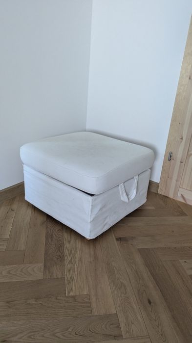 Podnóżek skrzynia