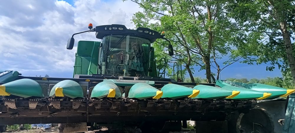 Продам комбайн John Deere 2015