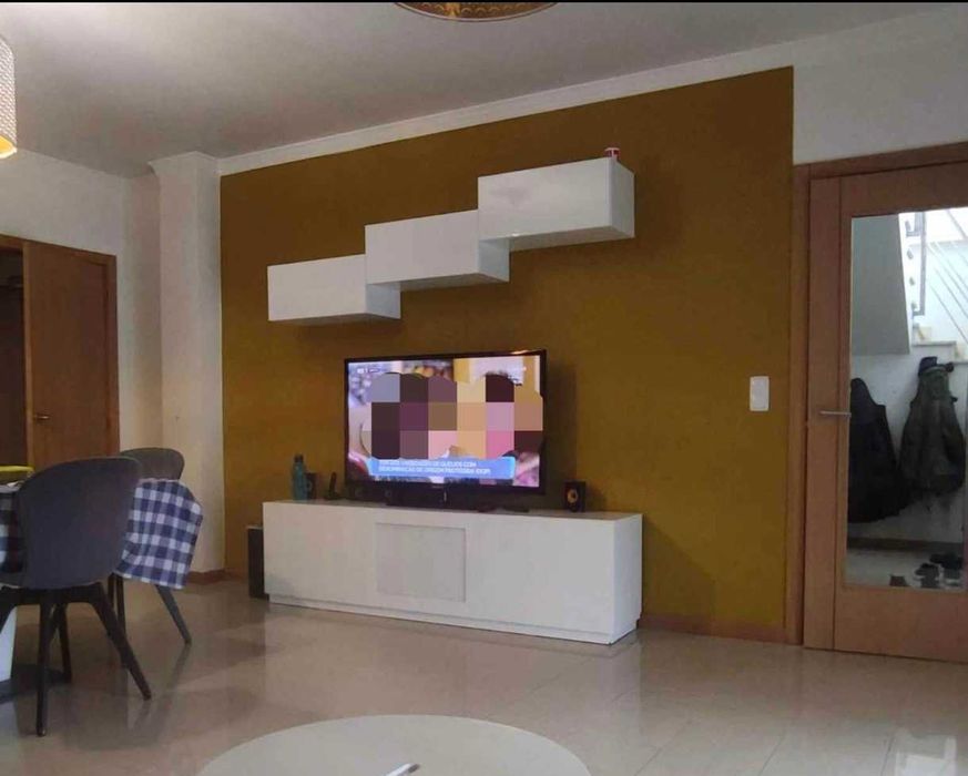 Móvel TV lacado