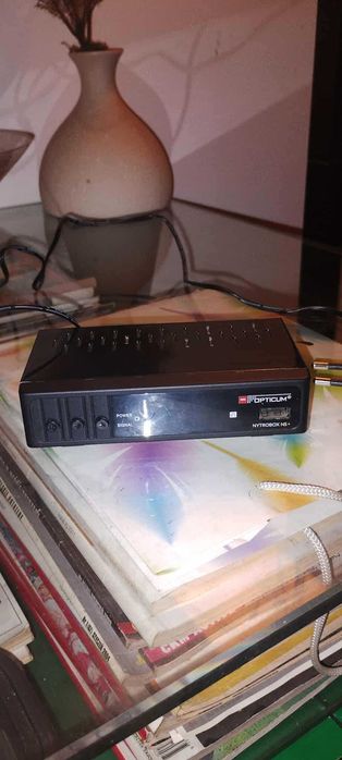 Odbiornik DVB-T/T2/C Opticum NytroBox NS+, dekoder do TV naziemnej