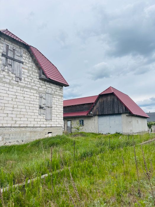 Продаж будинку в місті Березне