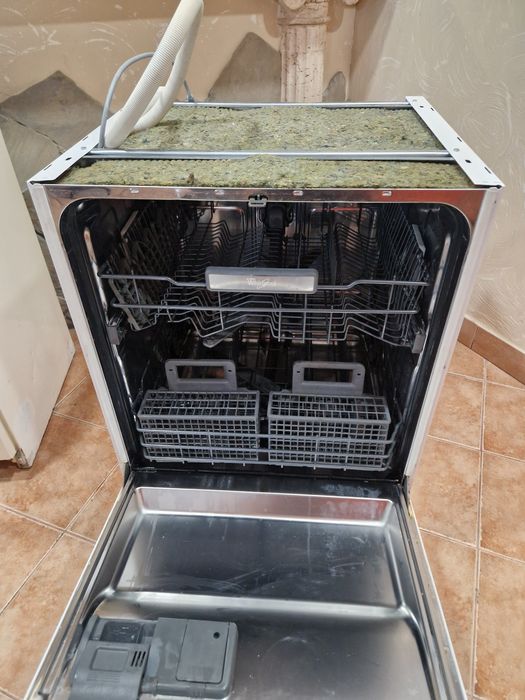 Посудомоечная машина Whirlpool