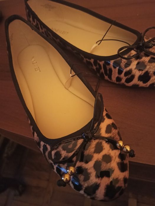 продам новые лакированные балетки Nine West,куплены в Америке, американский размер 11