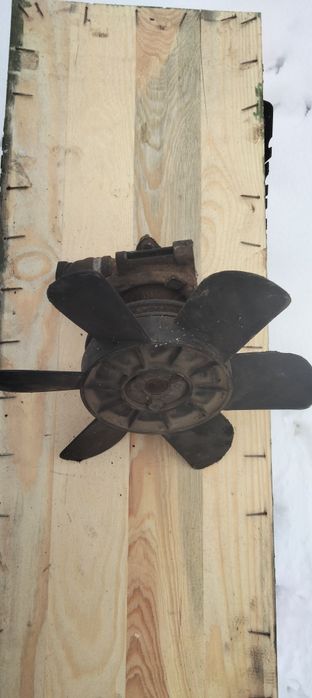 Помпа на ВАЗ 2105