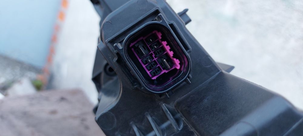 Фара Audi Q8 Matrix LED SQ8 RSQ8 правая лед права ауди ку8