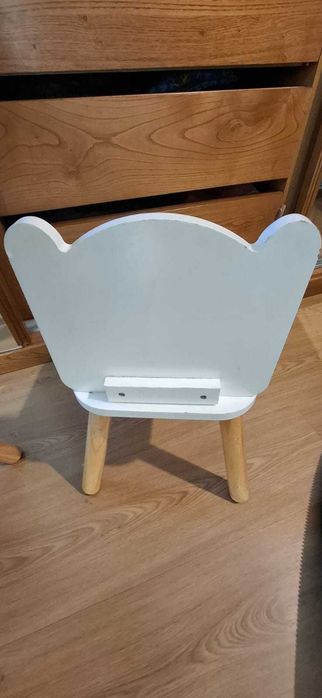 Conjunto de mesa + 2 cadeiras infantis da JANOD