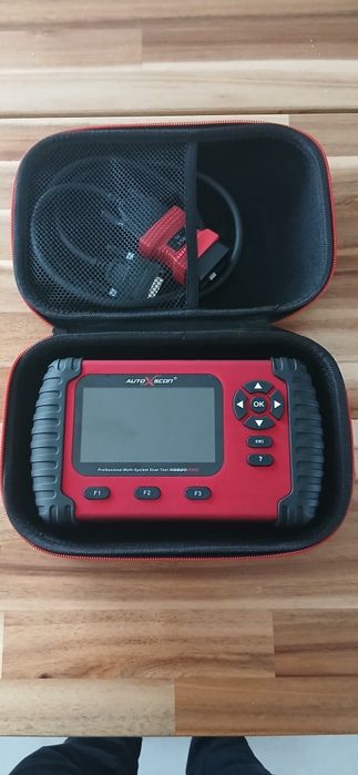Tester Diagnostyczny OBD2 AutoXscan RS820PRO