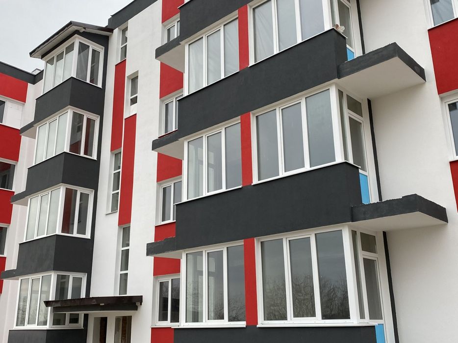 Продаж 1 кімнатної квартири+комірка