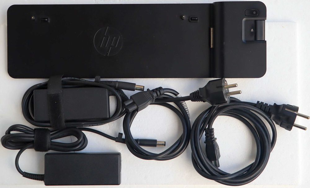 HP EliteBook Revolve 810 G3, Wi-Fi, LTE, dotykowy ekran, 2 zasilacze.