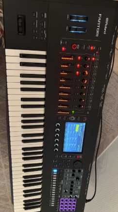 Roland Fantom 6 com exp EX