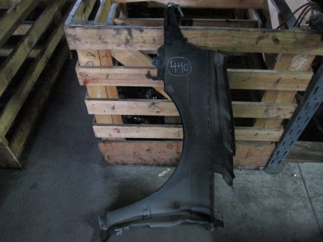 Guarda-lamas direito SAAB 9-5 Sedan (YS3E)