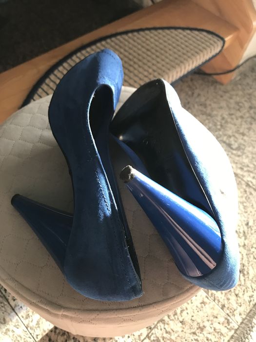 Szpilki Zara niebieskie