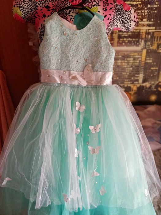 Святкова сукня, випускна