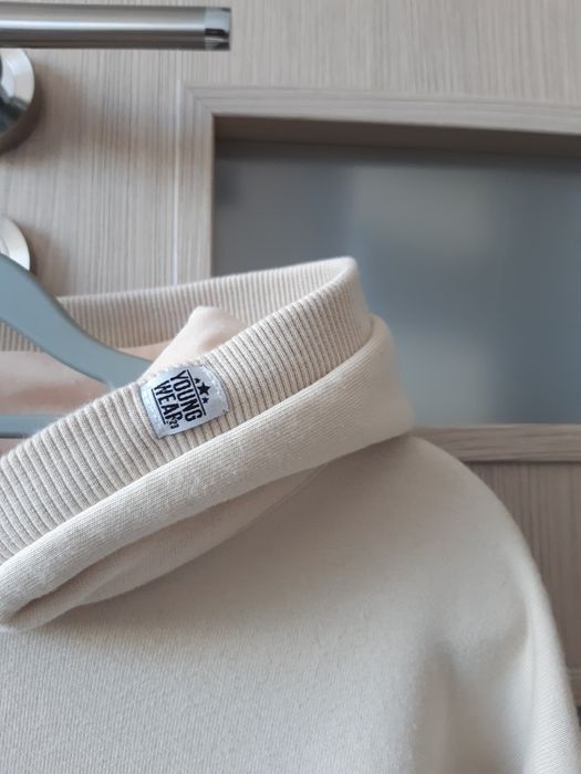 Beżowa bluza Youngwear M