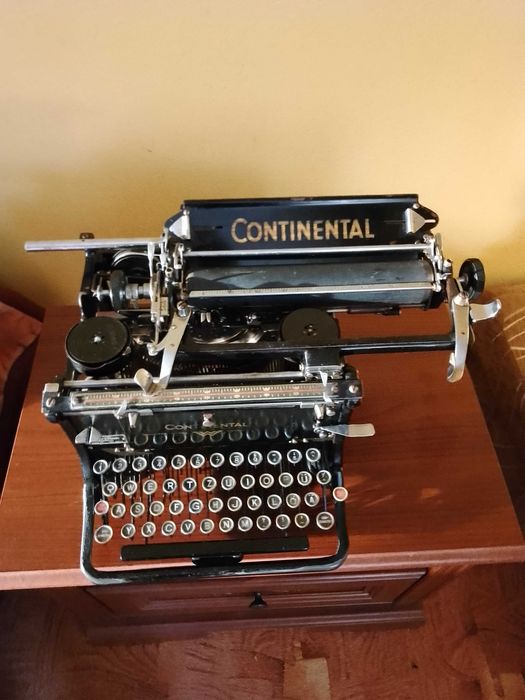 Maszyna do pisania Continental