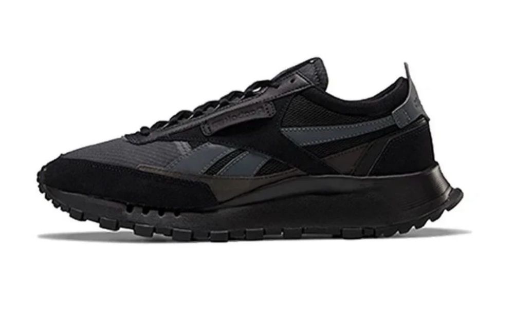 Чоловічі та жіночі кросівки Reebok