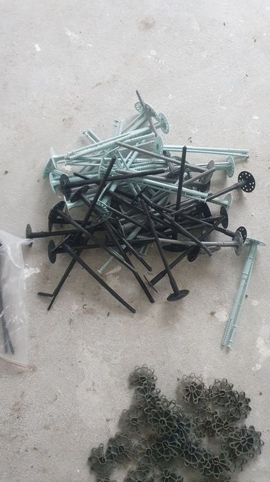 Kołki dyble do styropianu 49szt