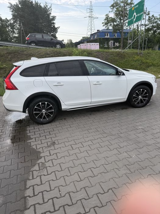 Volvo V60 Cross Country