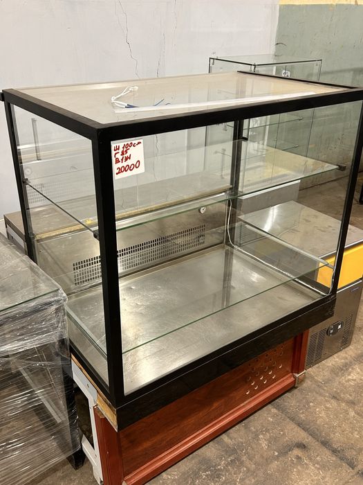 Ретро холодильник Вітрина для напоїв Холодильник для напитков б у