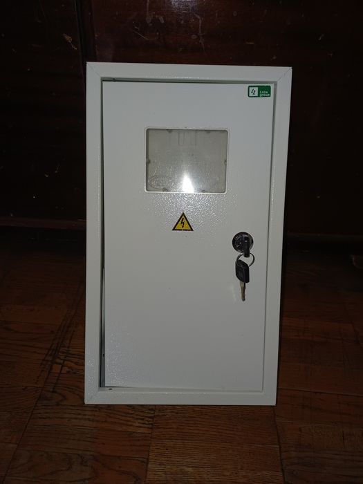 Накладной ящик металлический для электросчетчика