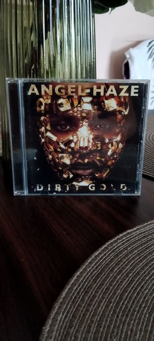 Angel Haze "Dirty Gold"