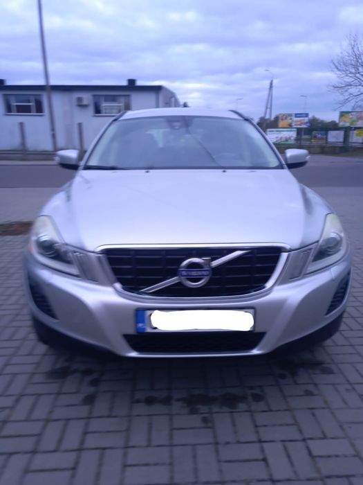 Volvo XC60 D4  2.0 + dodatkowo alufelgi z oponami